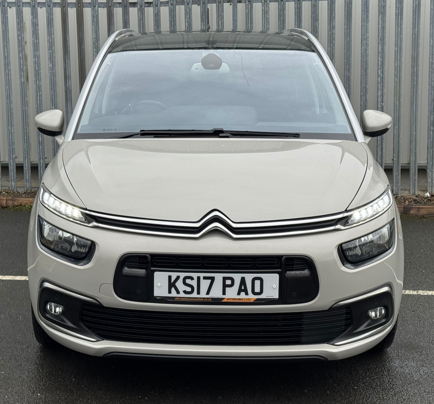 Used Citroen C4 Grand Picasso 2017 for sale - 77340609: Photo 3