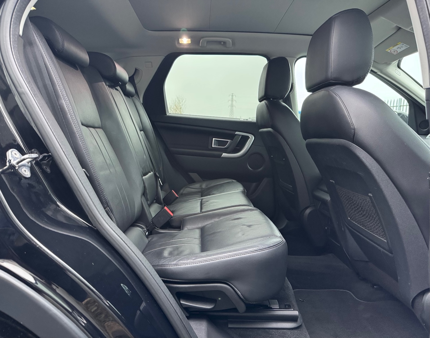 Used Land Rover Discovery Sport 2017 for sale - 76963010: Photo 12