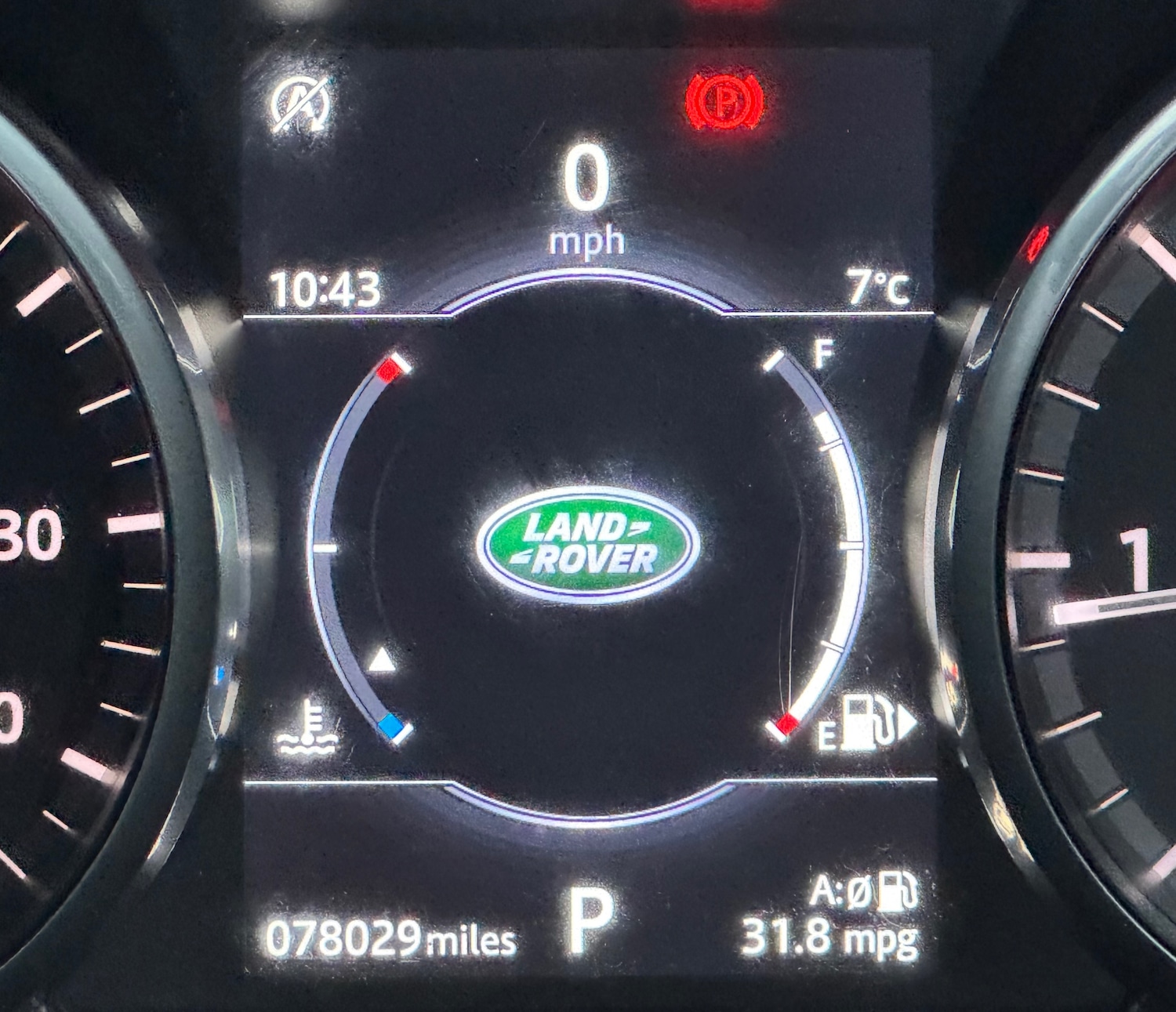 Used Land Rover Discovery Sport 2017 for sale - 76963010: Photo 21