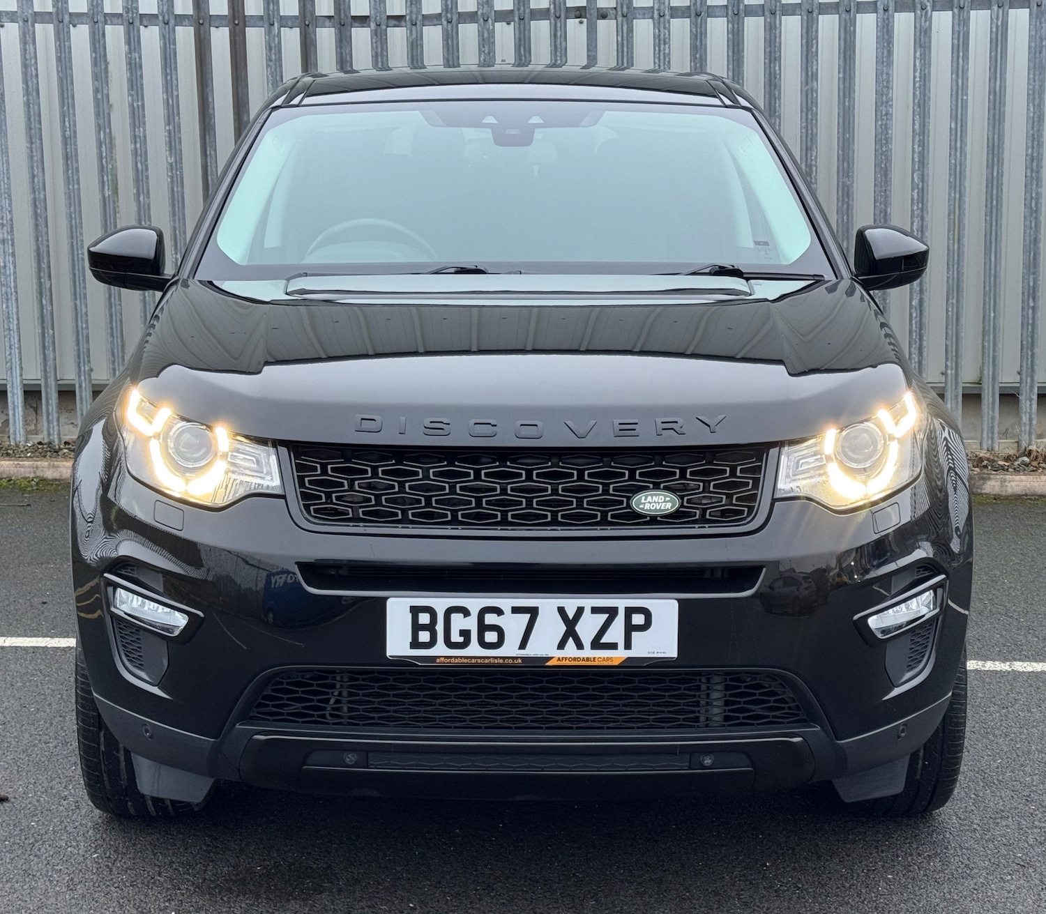 Used Land Rover Discovery Sport 2017 for sale - 76963010: Photo 3