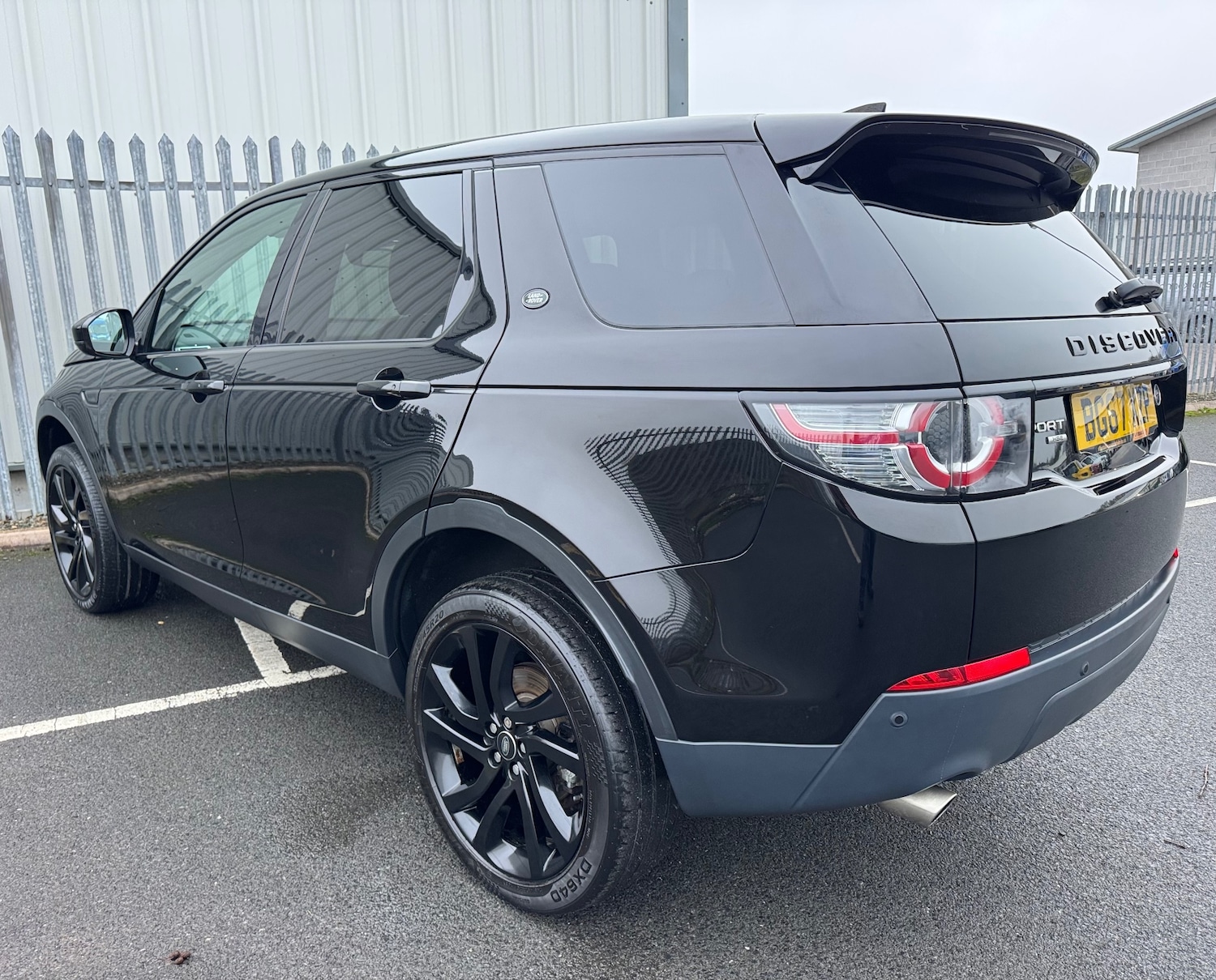 Used Land Rover Discovery Sport 2017 for sale - 76963010: Photo 4