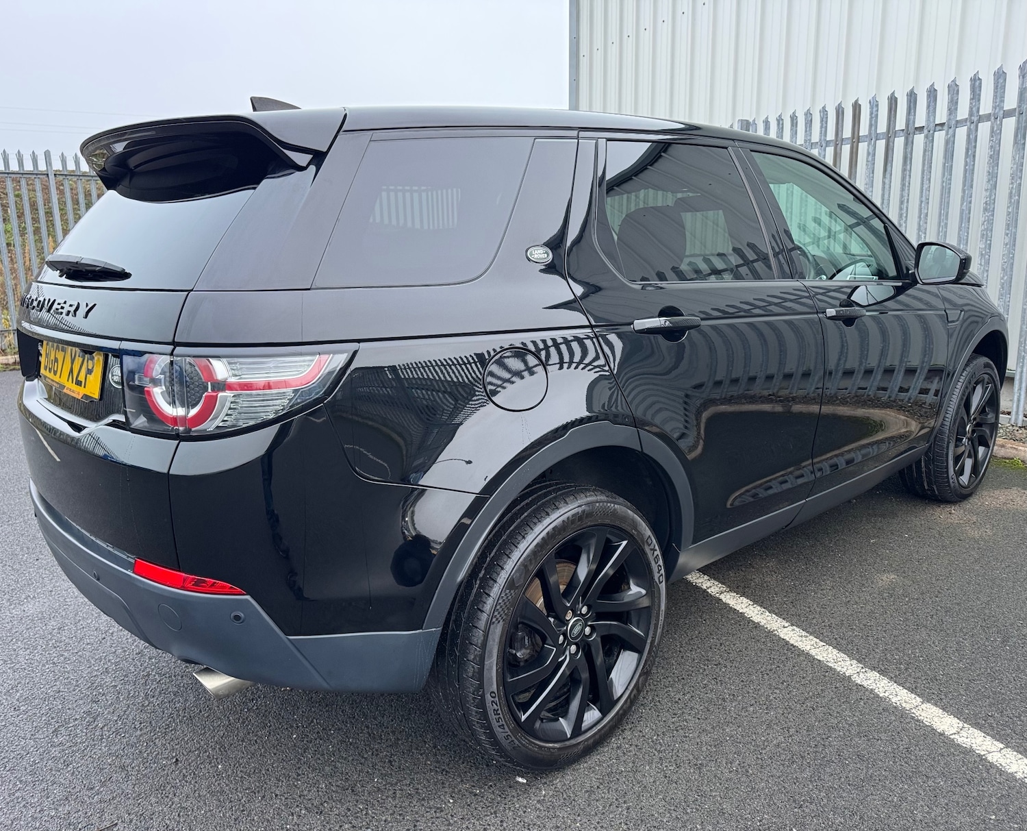 Used Land Rover Discovery Sport 2017 for sale - 76963010: Photo 5