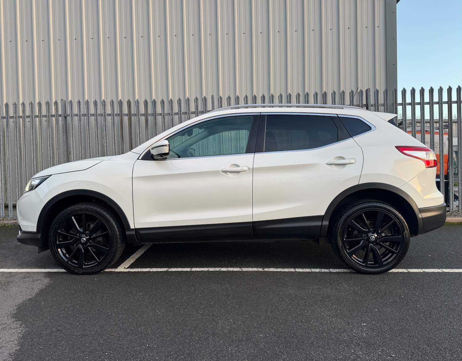 Used Nissan Qashqai 2017 for sale - 77007893: Photo 8