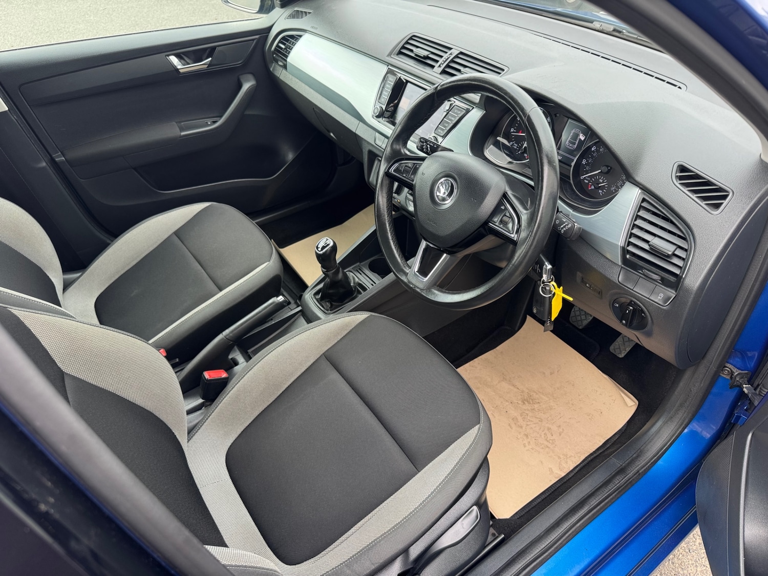 Used Skoda Fabia 2016 for sale - 78168169: Photo 9