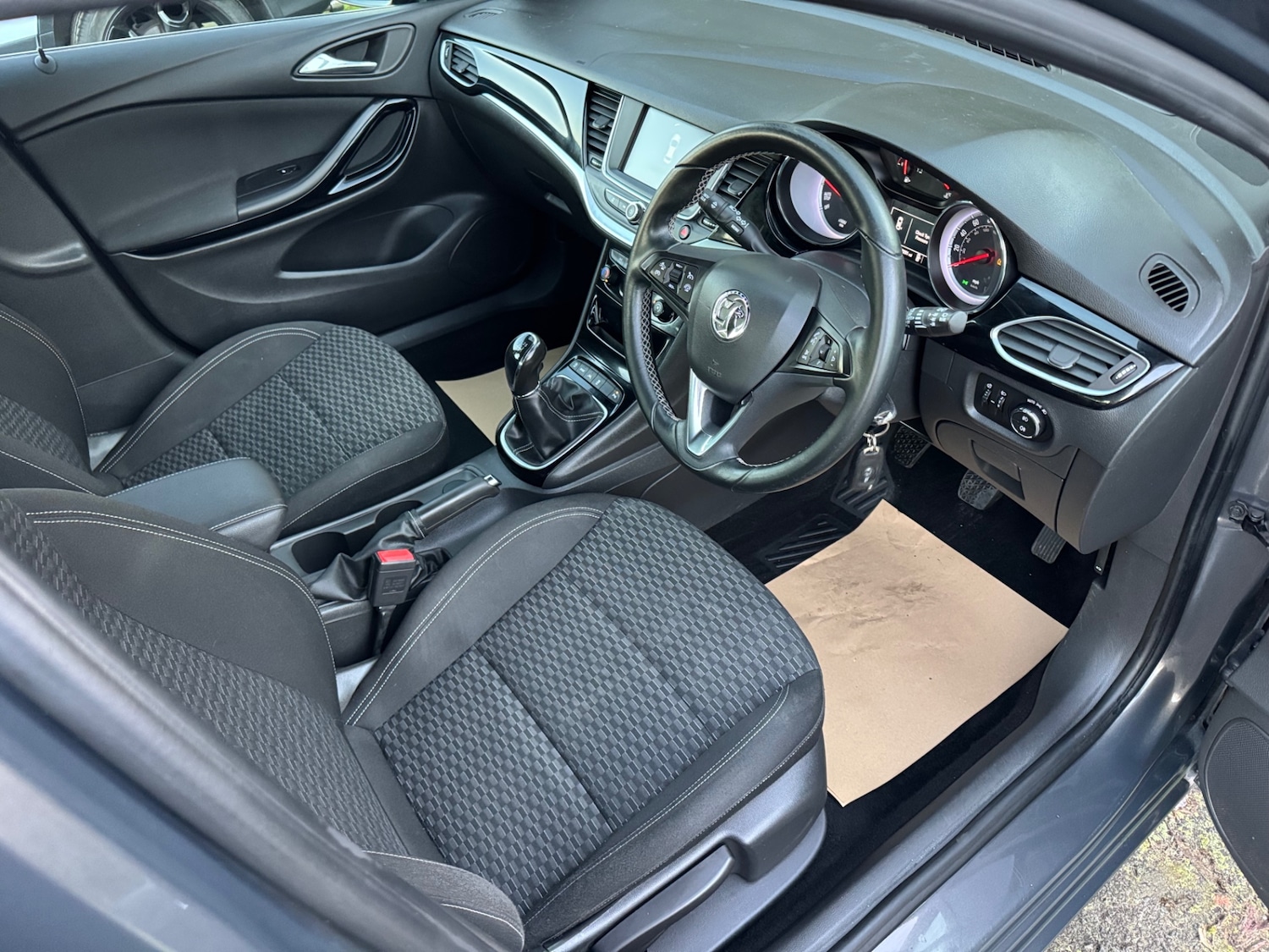 Used Vauxhall Astra 2016 for sale - 76699127: Photo 9