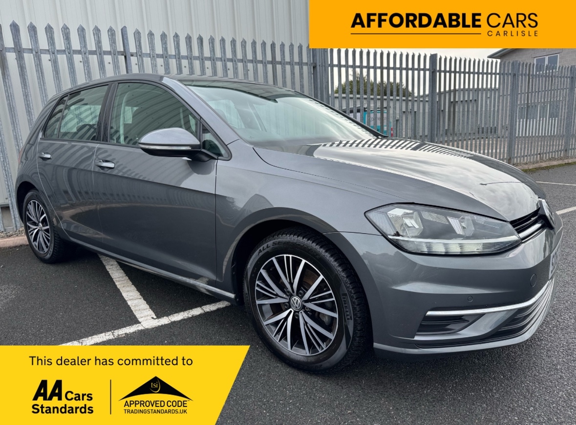 Used Volkswagen Golf 2017 for sale - 76172554: Photo 1