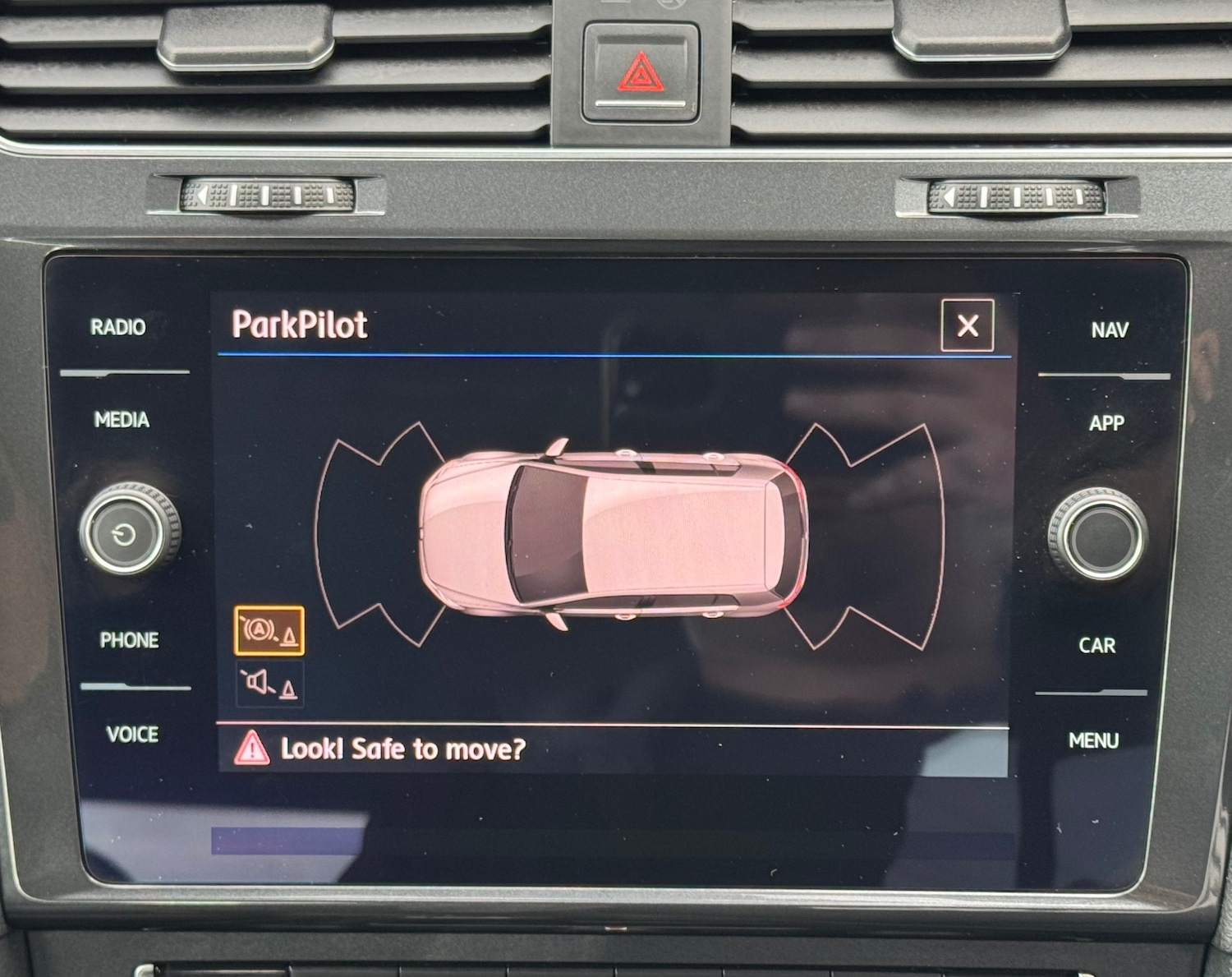 Used Volkswagen Golf 2017 for sale - 76172554: Photo 19