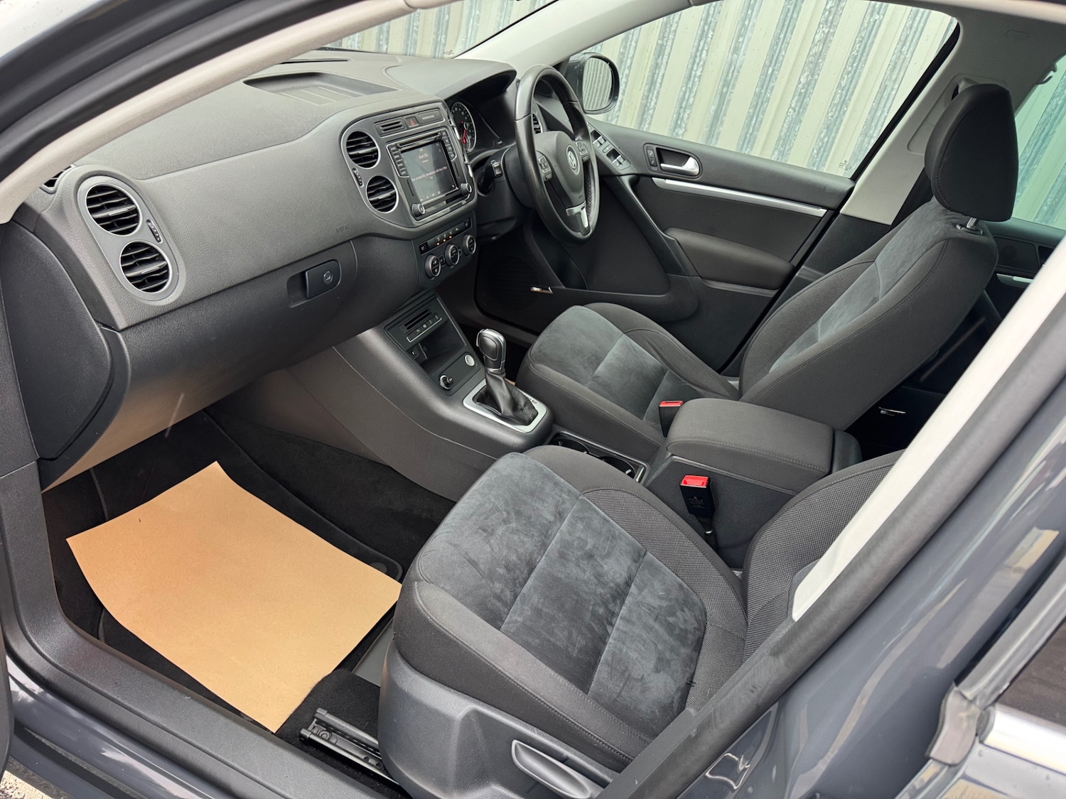 Used Volkswagen Tiguan 2016 for sale - 76799001: Photo 10