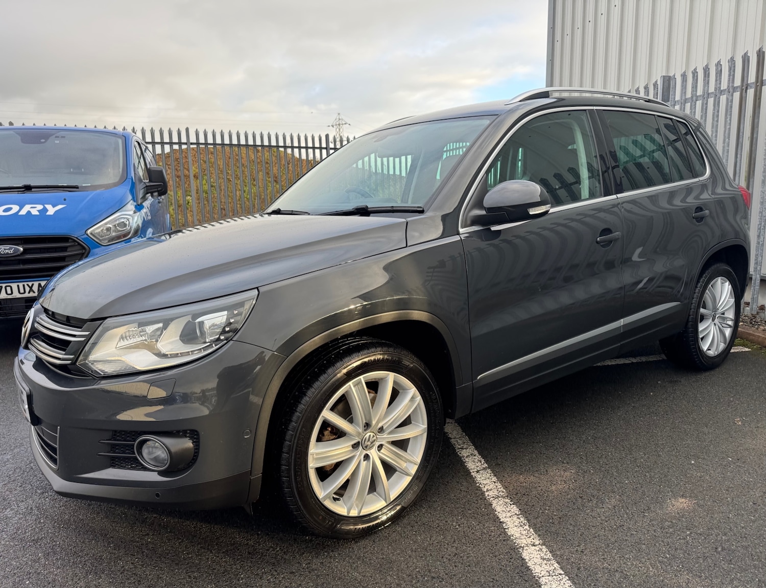 Used Volkswagen Tiguan 2016 for sale - 76799001: Photo 2