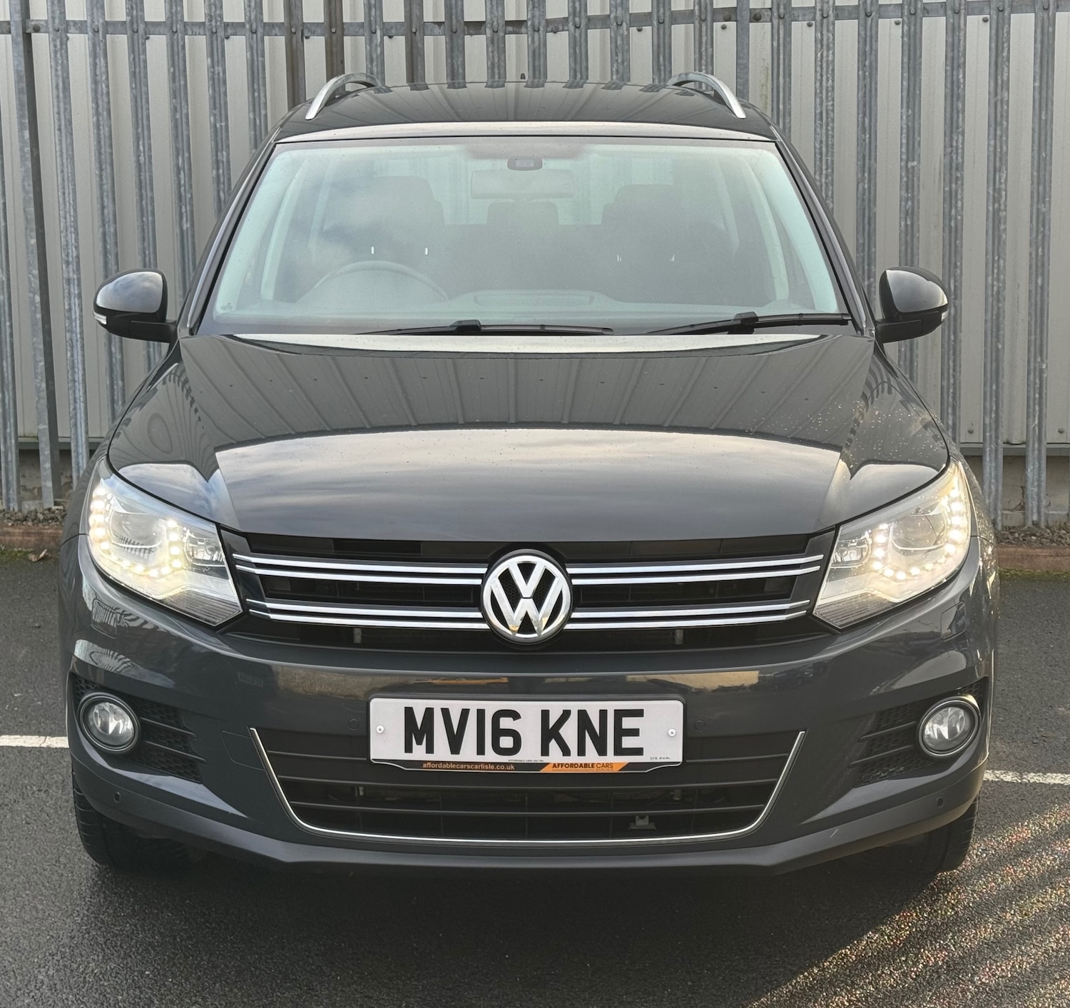 Used Volkswagen Tiguan 2016 for sale - 76799001: Photo 3