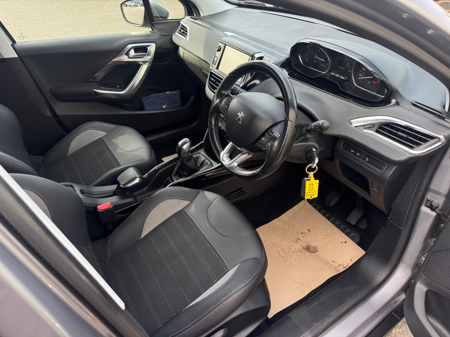 Used Peugeot 2008 2018 for sale - 78154766: Photo 9