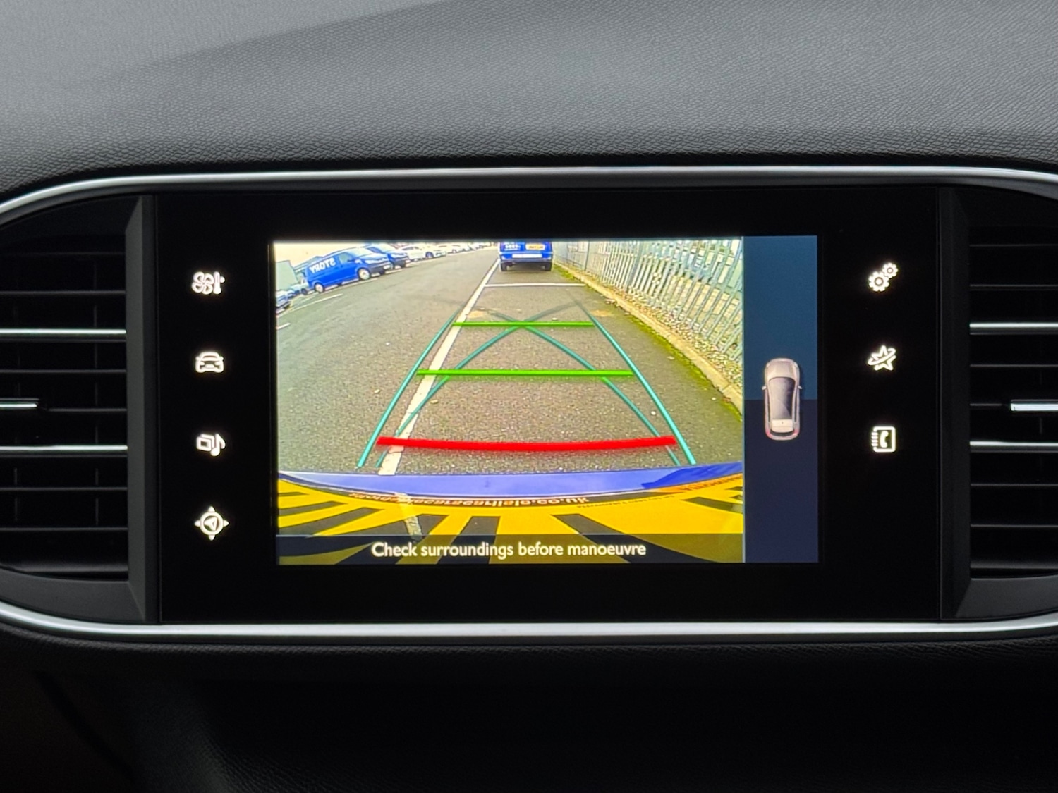 Used Peugeot 308 2017 for sale - 76559616: Photo 18