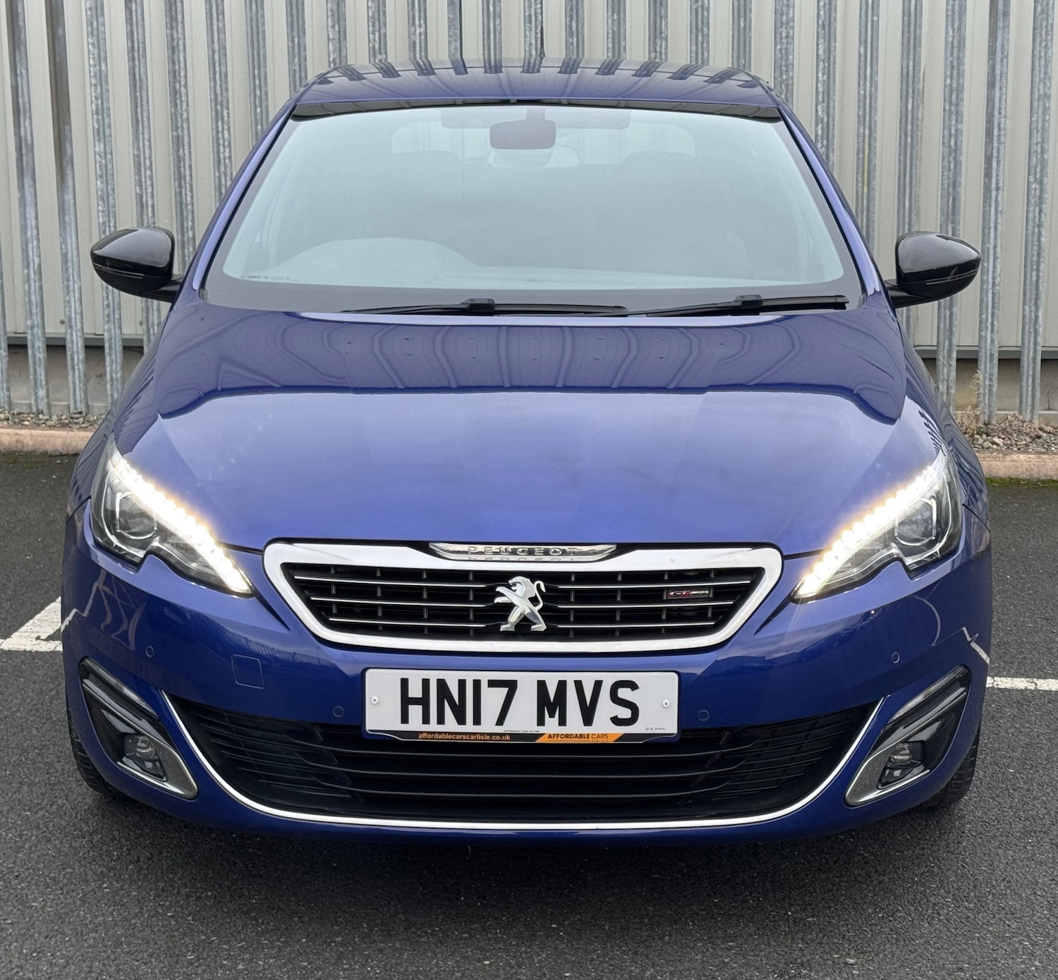 Used Peugeot 308 2017 for sale - 76559616: Photo 3