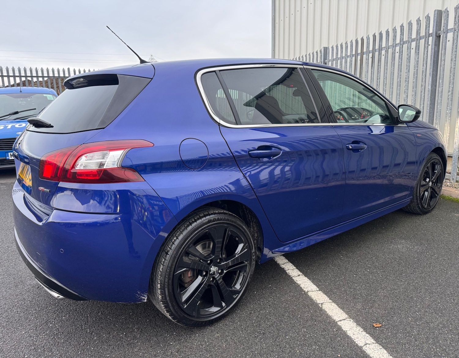 Used Peugeot 308 2017 for sale - 76559616: Photo 5