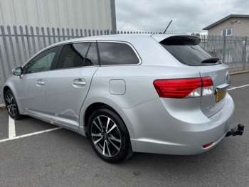 Used Toyota Avensis 2011 for sale - 75058300: Photo