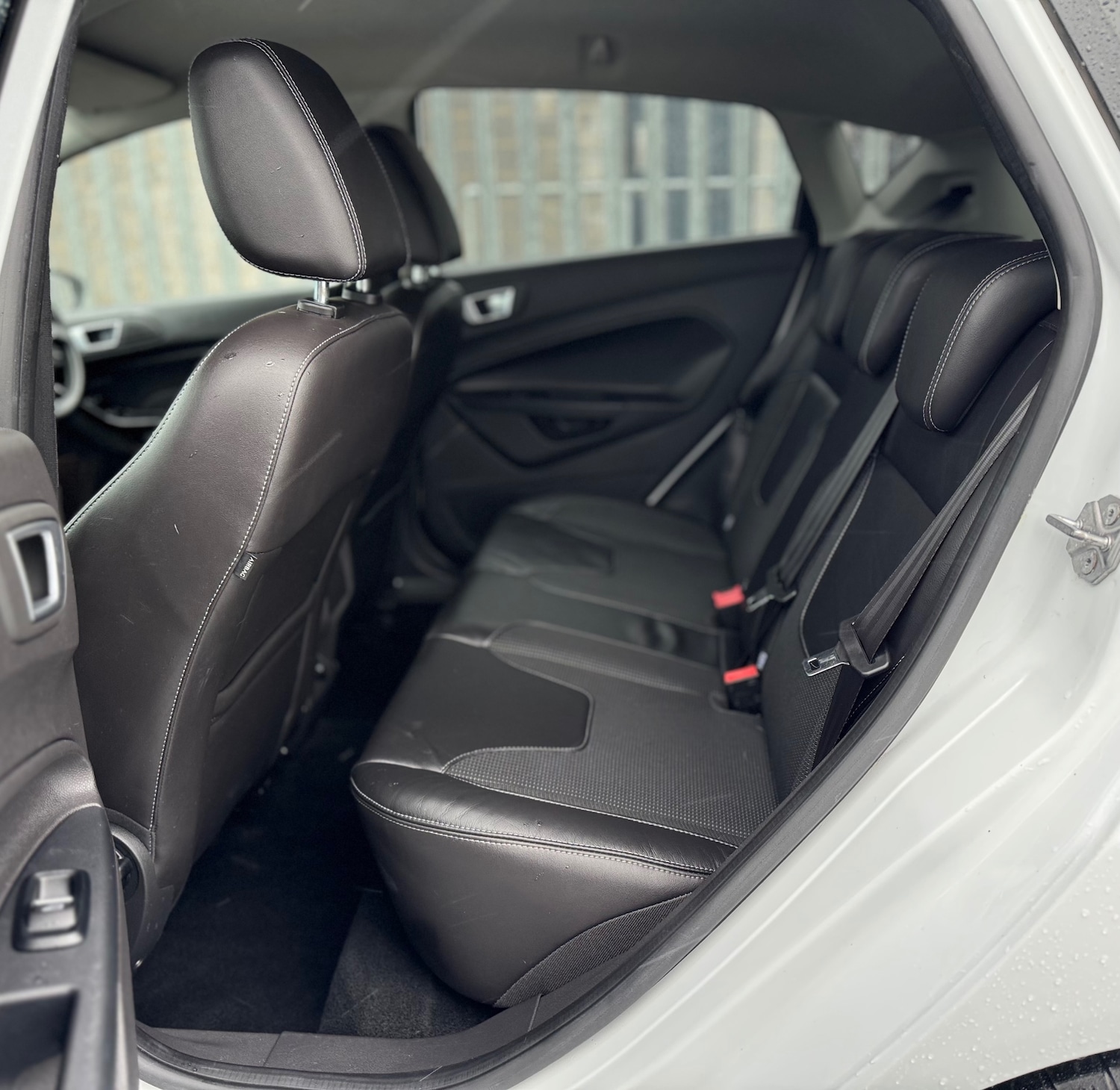 Used Ford Fiesta 2015 for sale - 78060788: Photo 11