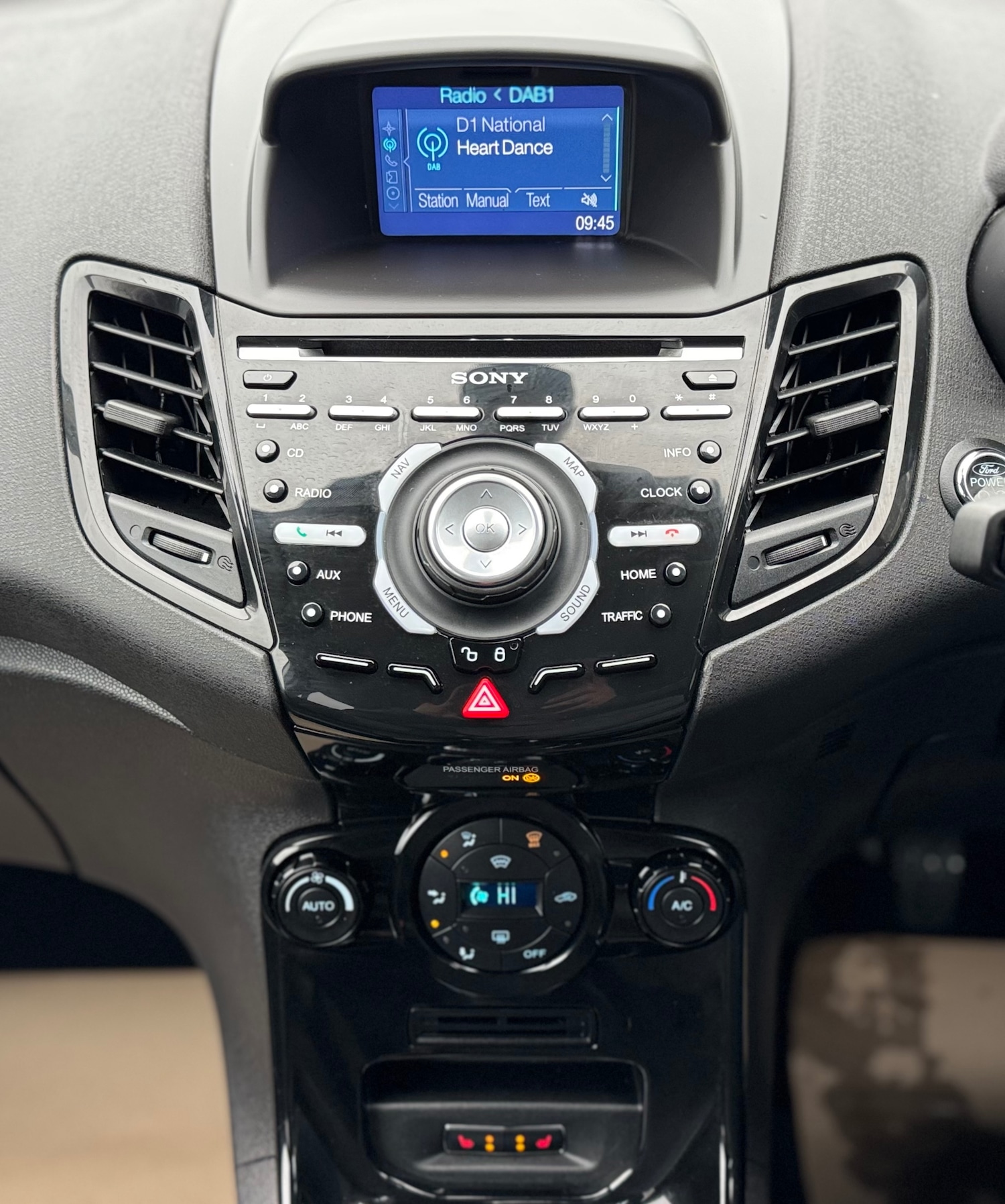 Used Ford Fiesta 2015 for sale - 78060788: Photo 15