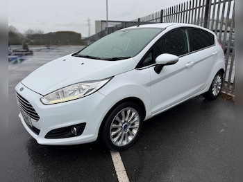 Used Ford Fiesta 2015 for sale - 78060788: Photo