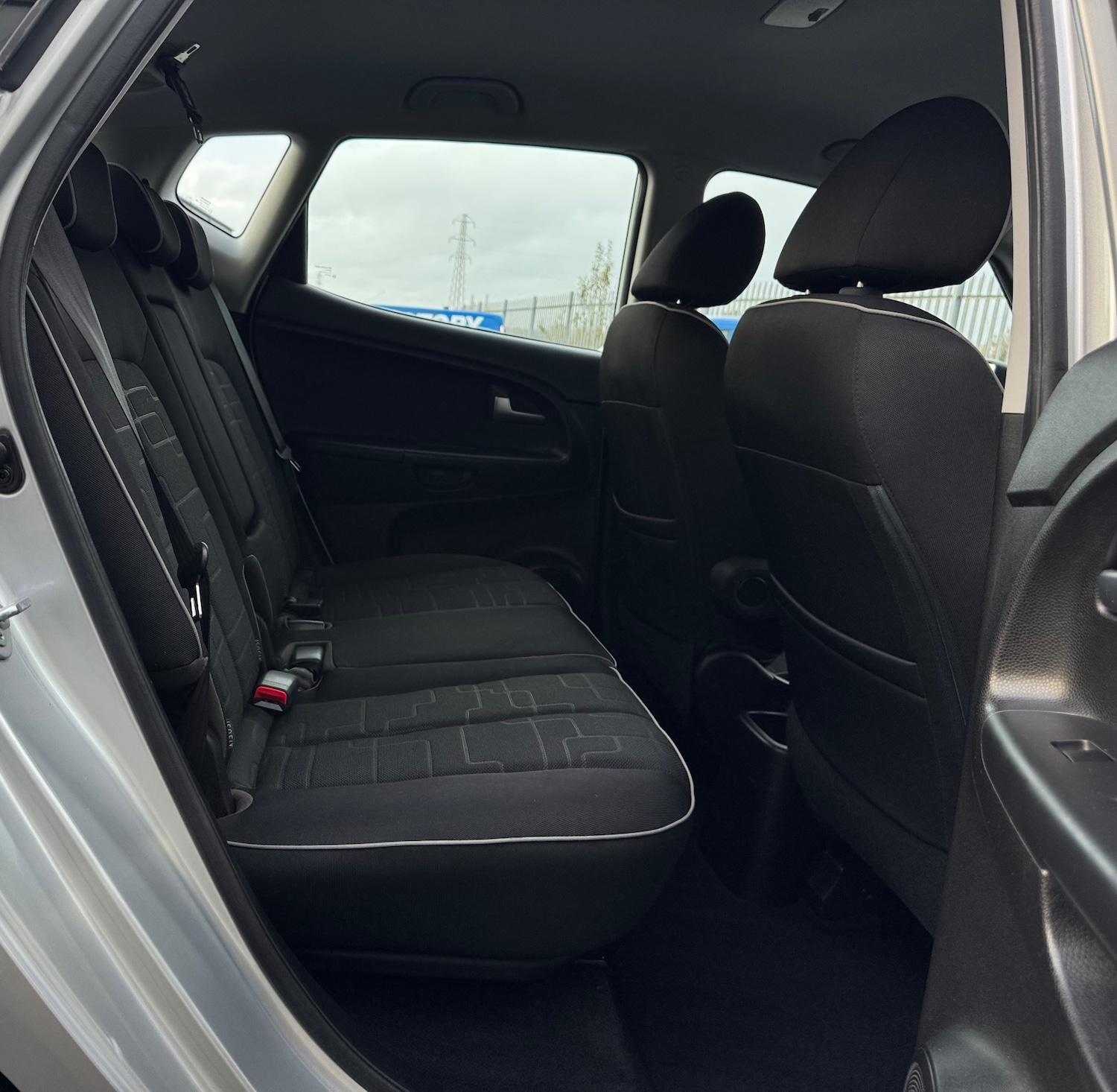 Used Kia Venga 2013 for sale - 76664564: Photo 12