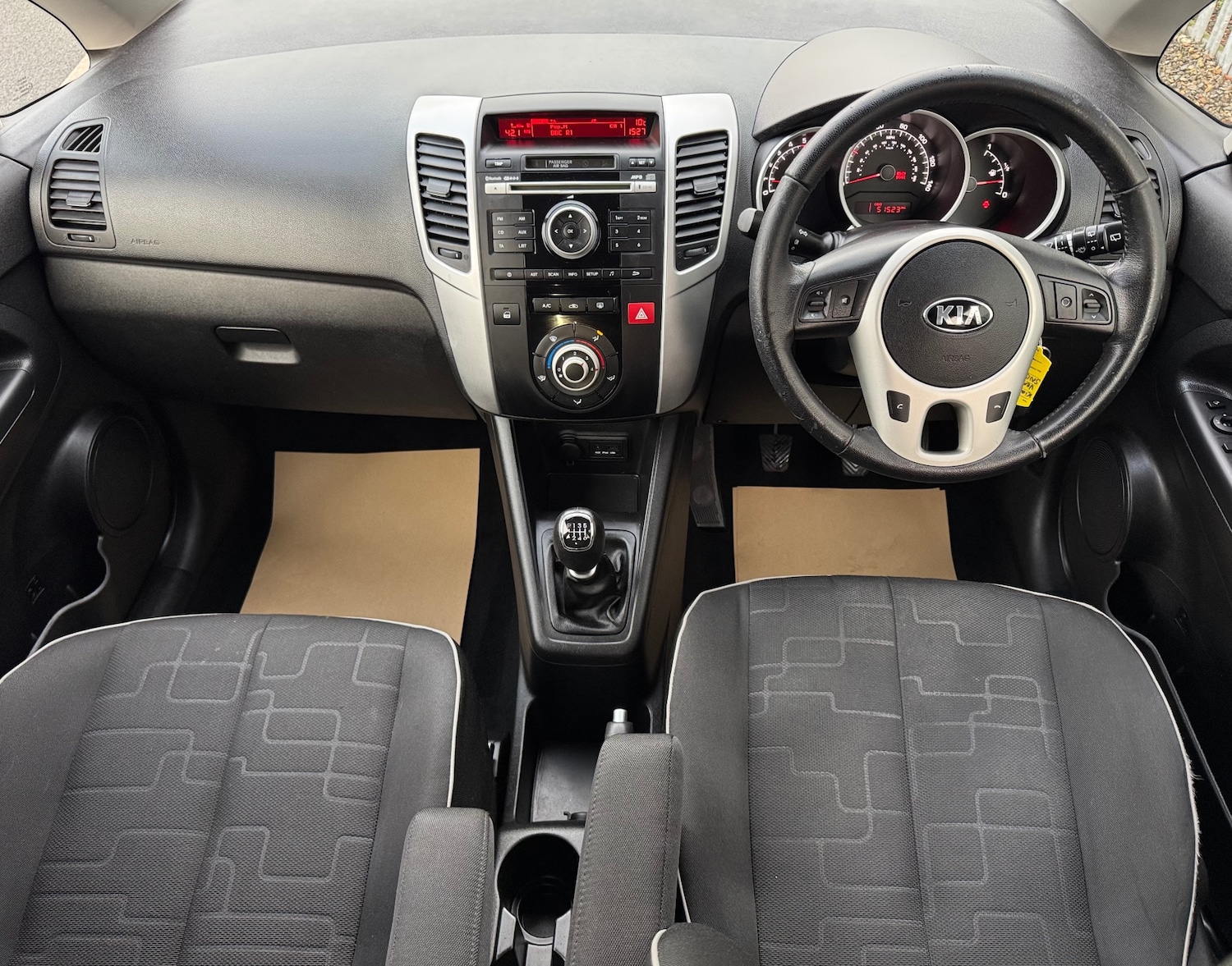 Used Kia Venga 2013 for sale - 76664564: Photo 13