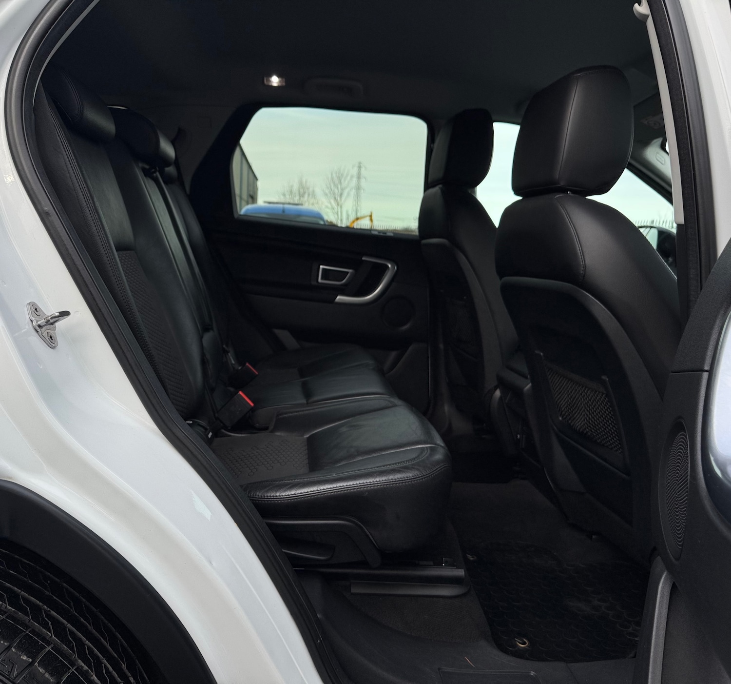 Used Land Rover Discovery Sport 2015 for sale - 77547737: Photo 12