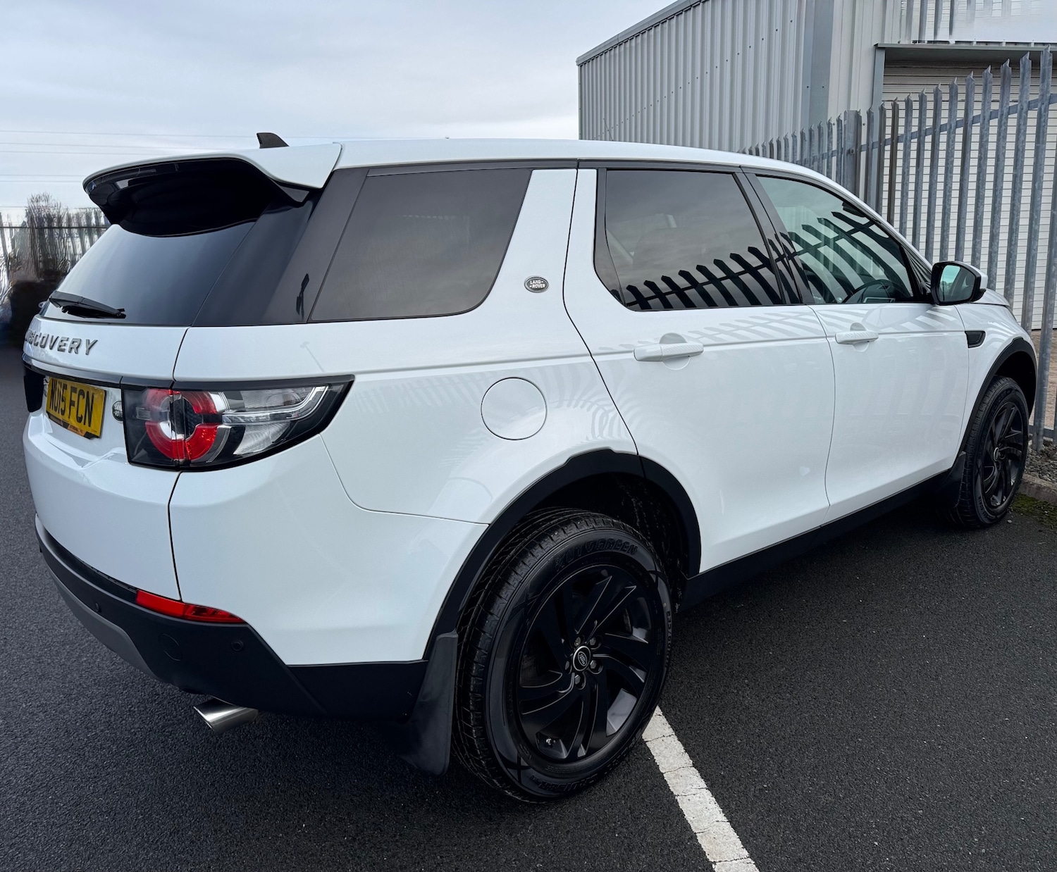 Used Land Rover Discovery Sport 2015 for sale - 77547737: Photo 5