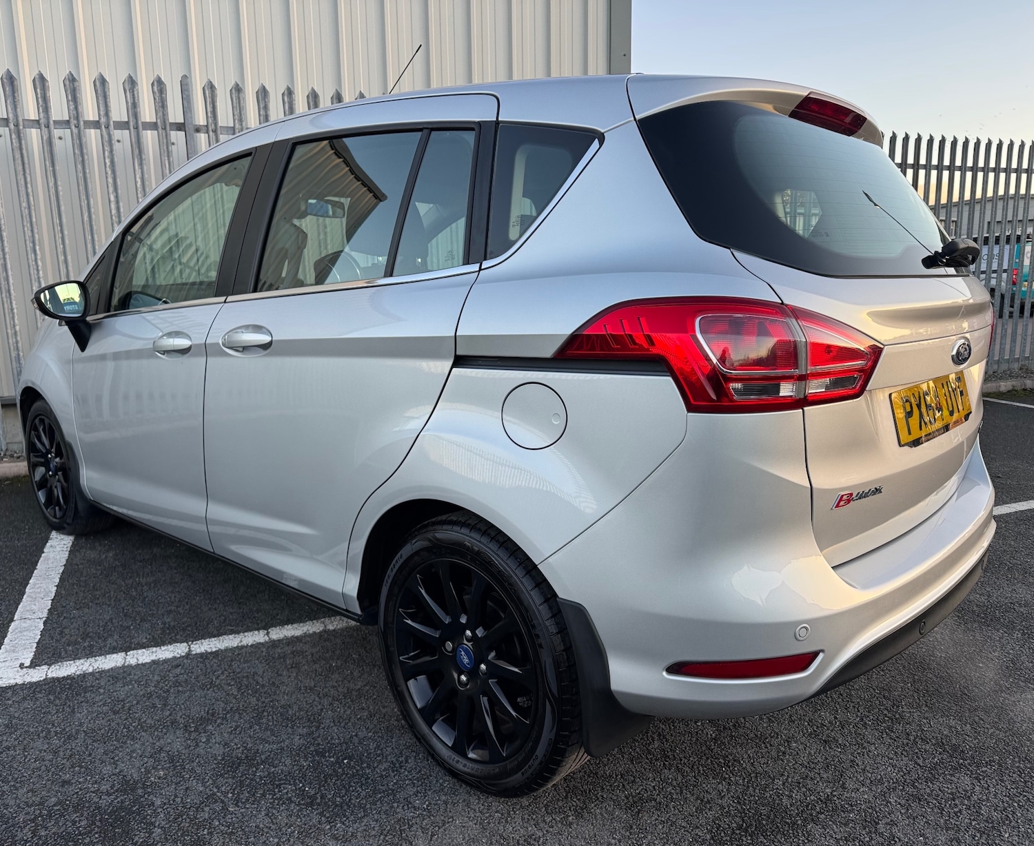 Used Ford B-MAX 2014 for sale - 76627390: Photo 4