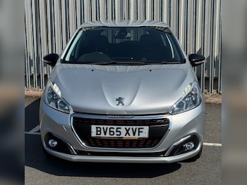 Used Peugeot 208 2015 for sale - 79222432: Photo