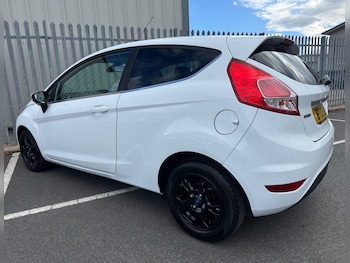 Used Ford Fiesta 2013 for sale - 75729905: Photo