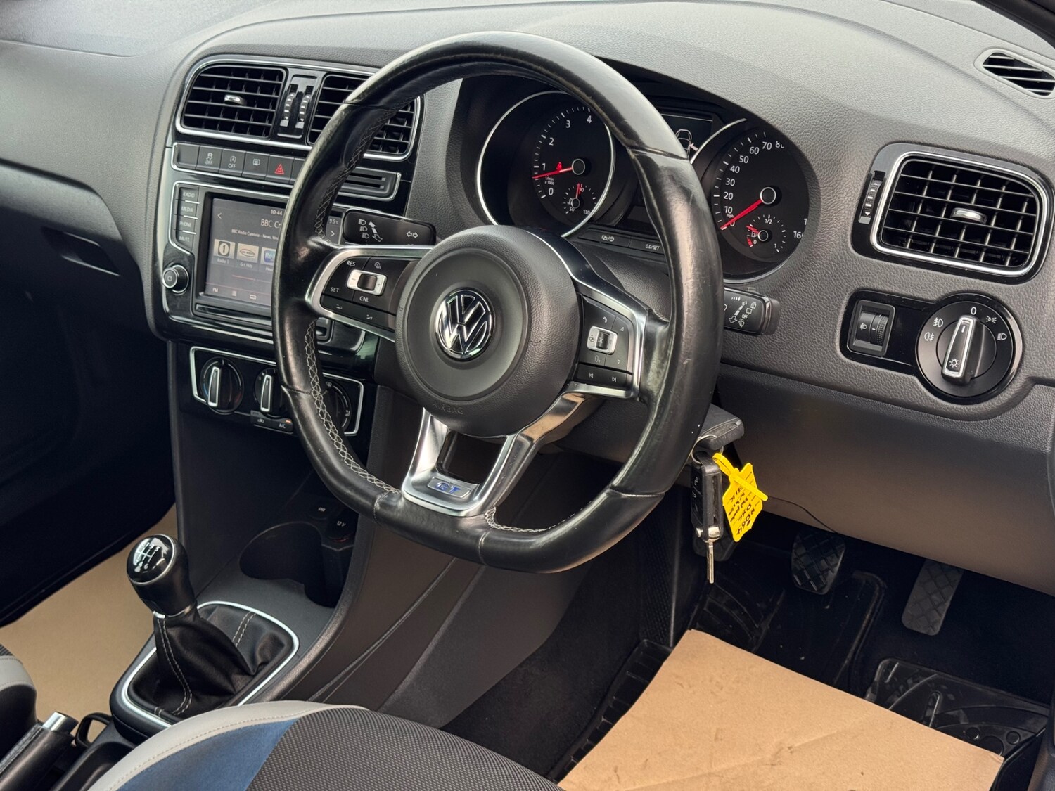 Used Volkswagen Polo 2014 for sale - 77981179: Photo 14