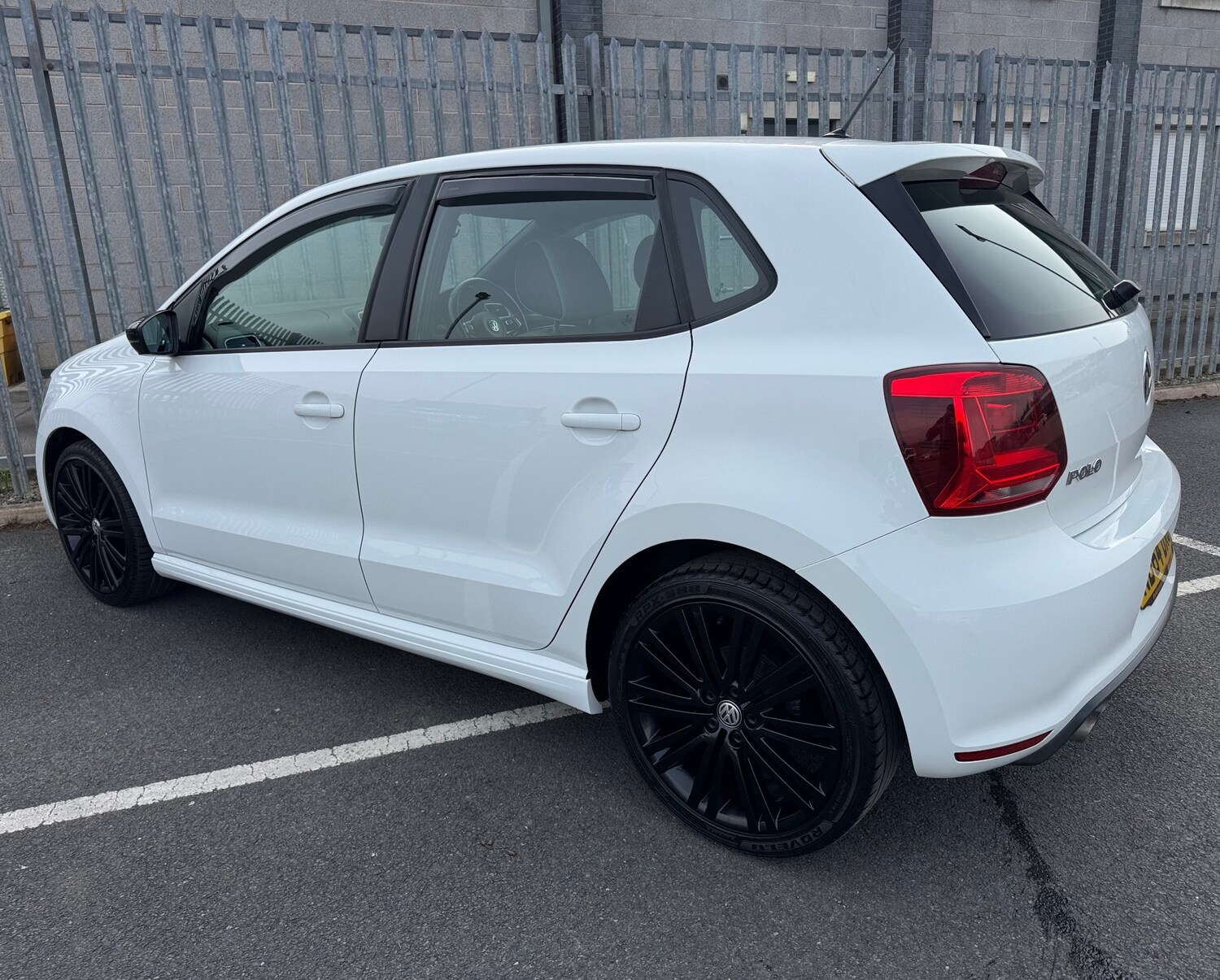 Used Volkswagen Polo 2014 for sale - 77981179: Photo 4