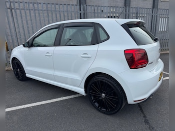 Used Volkswagen Polo 2014 for sale - 77981179: Photo