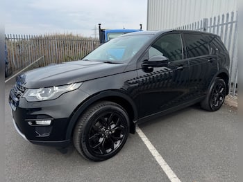 Used Land Rover Discovery Sport 2015 for sale - 79653444: Photo