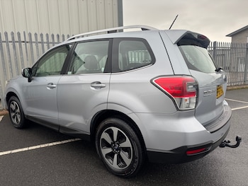 Used Subaru Forester 2017 for sale - 76163843: Photo 4