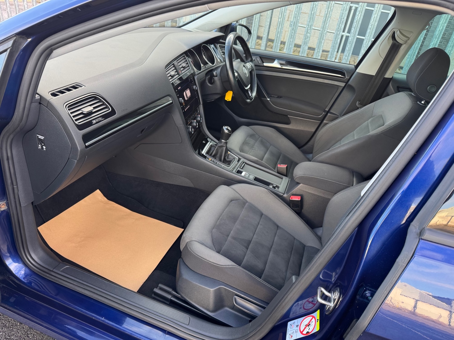 Used Volkswagen Golf 2017 for sale - 77890155: Photo 10