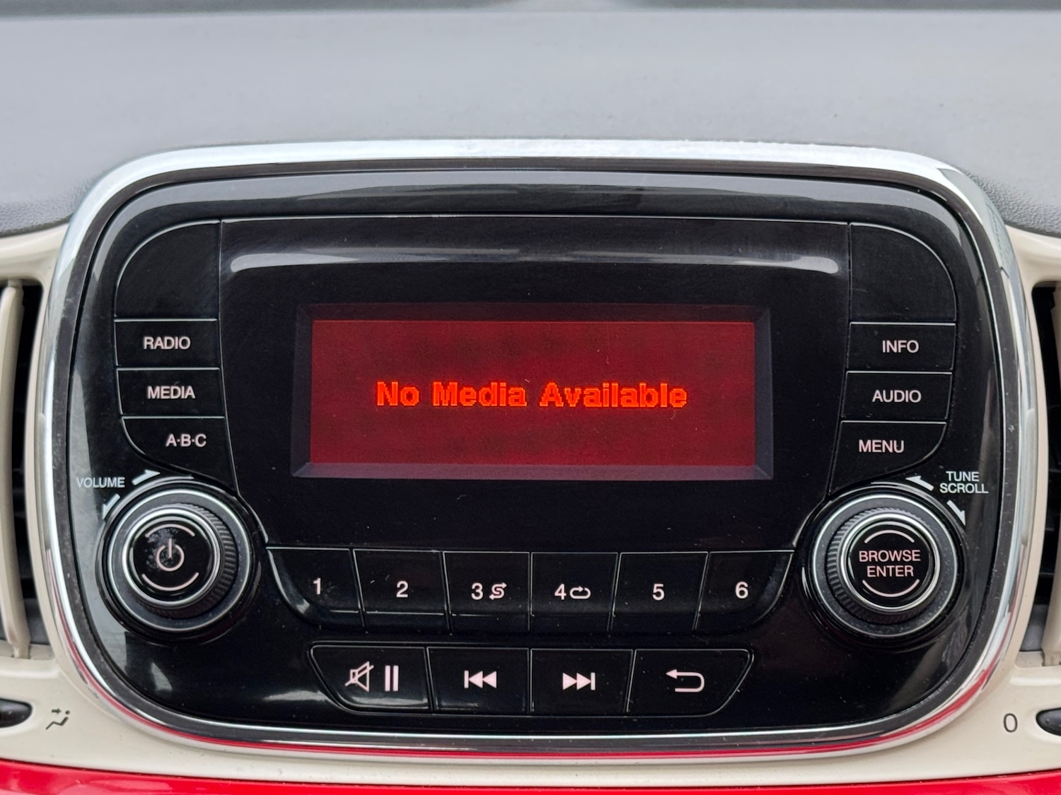 Used Fiat 500 2016 for sale - 76984916: Photo 16