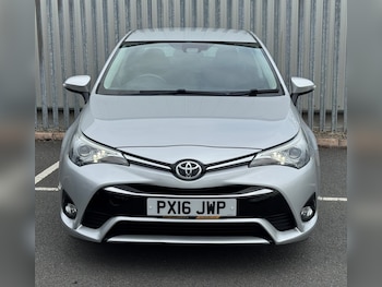Used Toyota Avensis 2016 for sale - 79045630: Photo