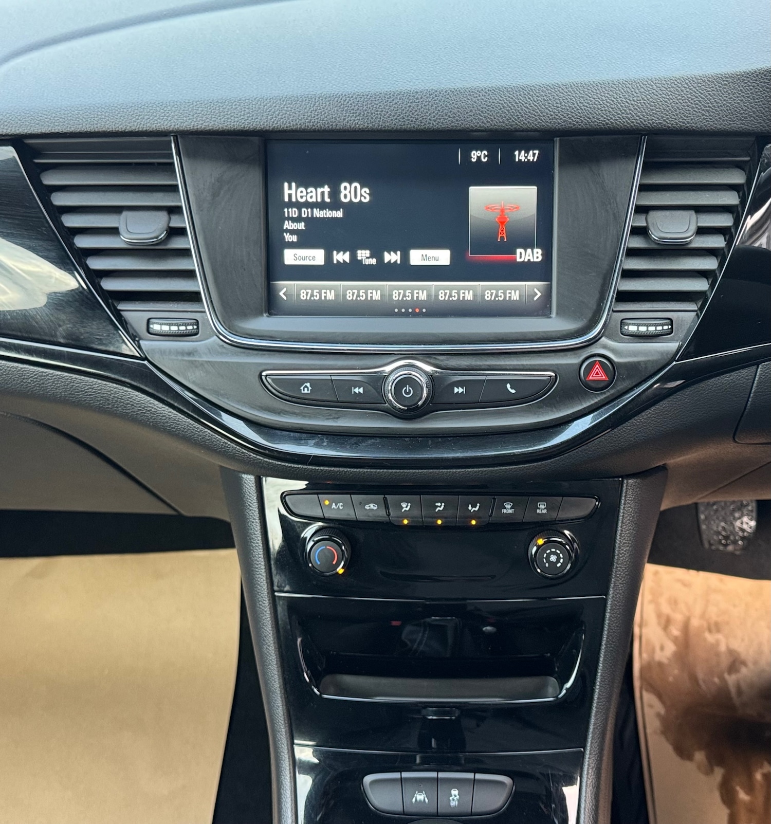 Used Vauxhall Astra 2018 for sale - 76848567: Photo 15