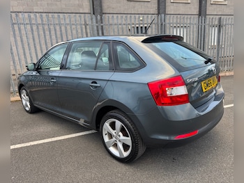 Used Skoda Rapid Spaceback 2017 for sale - 79438630: Photo