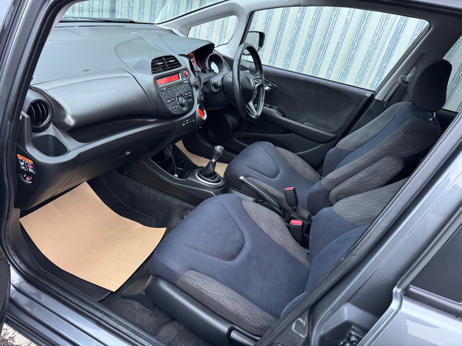 Used Honda Jazz 2015 for sale - 76536364: Photo 10