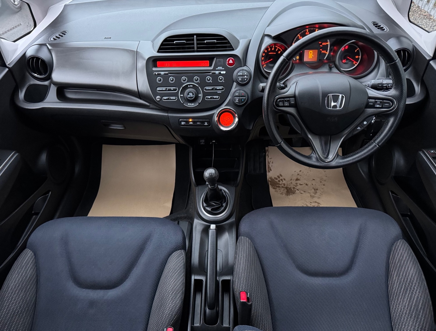 Used Honda Jazz 2015 for sale - 76536364: Photo 13