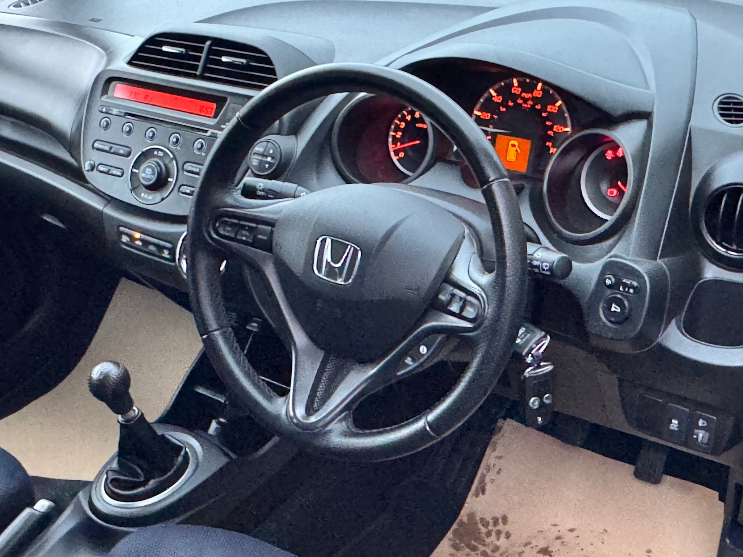 Used Honda Jazz 2015 for sale - 76536364: Photo 14