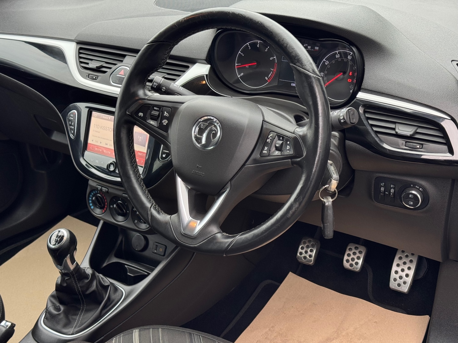 Used Vauxhall Corsa 2015 for sale - 76292799: Photo 14