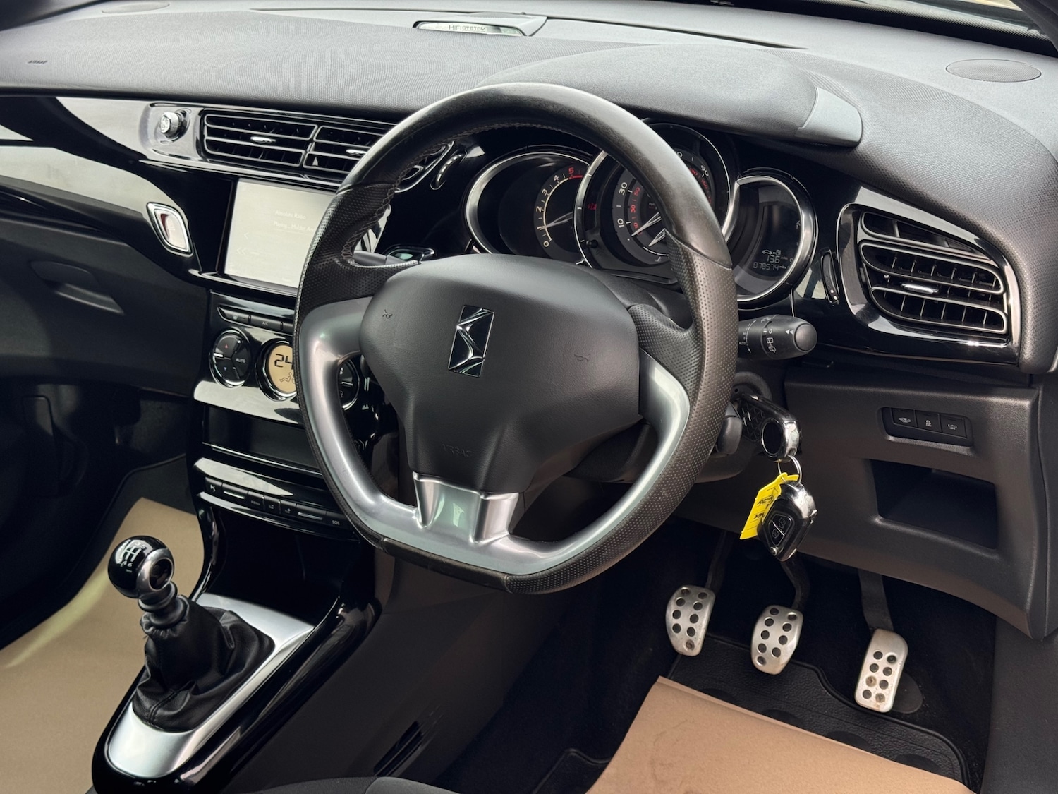 Used DS Automobiles DS 3 2016 for sale - 78111497: Photo 14