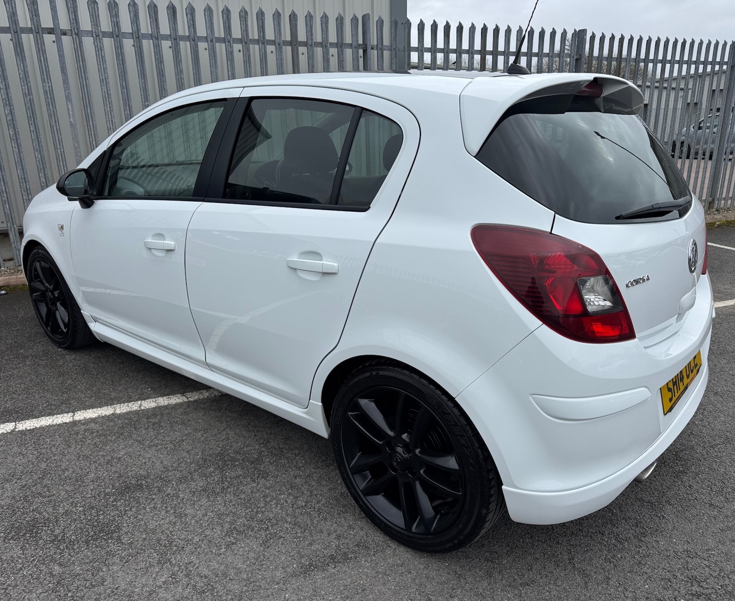 Used Vauxhall Corsa 2014 for sale - 77643451: Photo 4