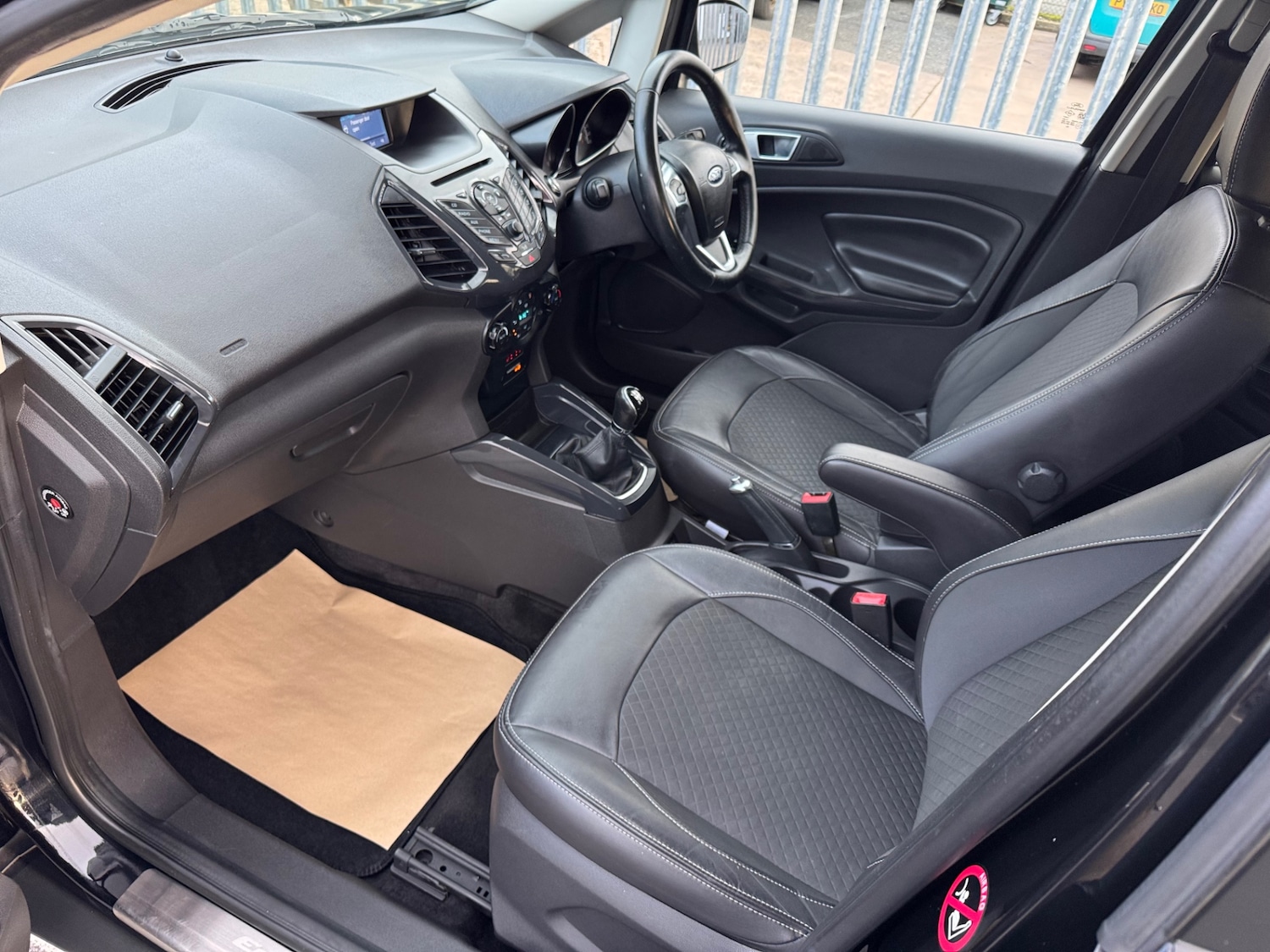 Used Ford Ecosport 2016 for sale - 77382025: Photo 10