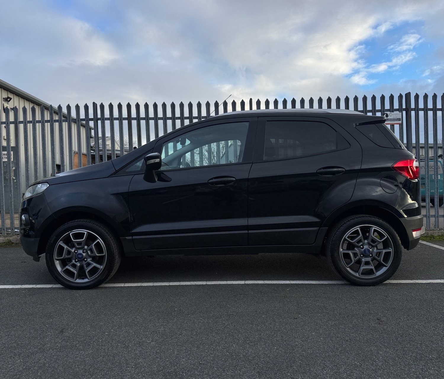 Used Ford Ecosport 2016 for sale - 77382025: Photo 8