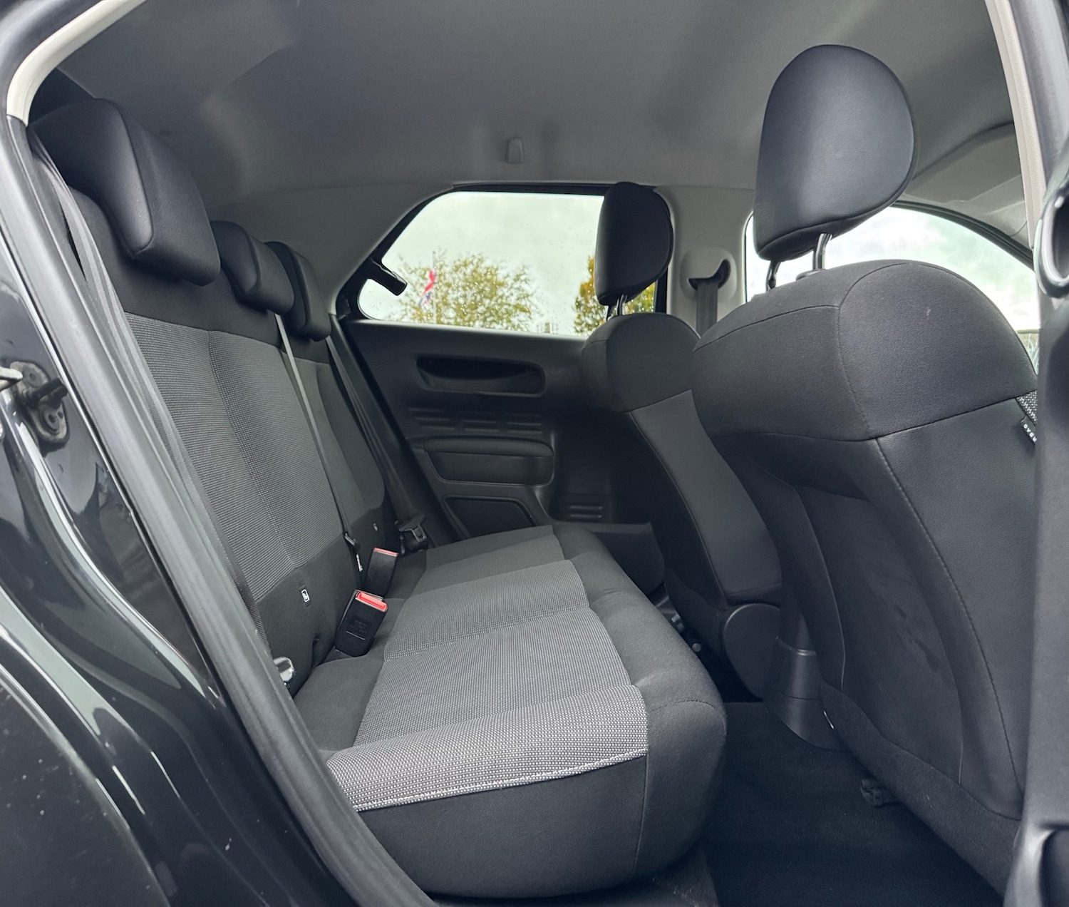 Used Citroen C4 Cactus 2015 for sale - 76334197: Photo 12