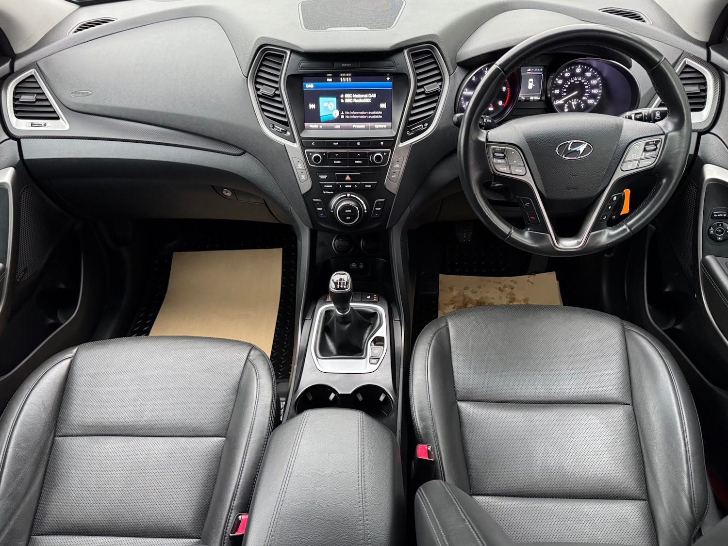 Used Hyundai Santa Fe 2017 for sale - 77165108: Photo 13