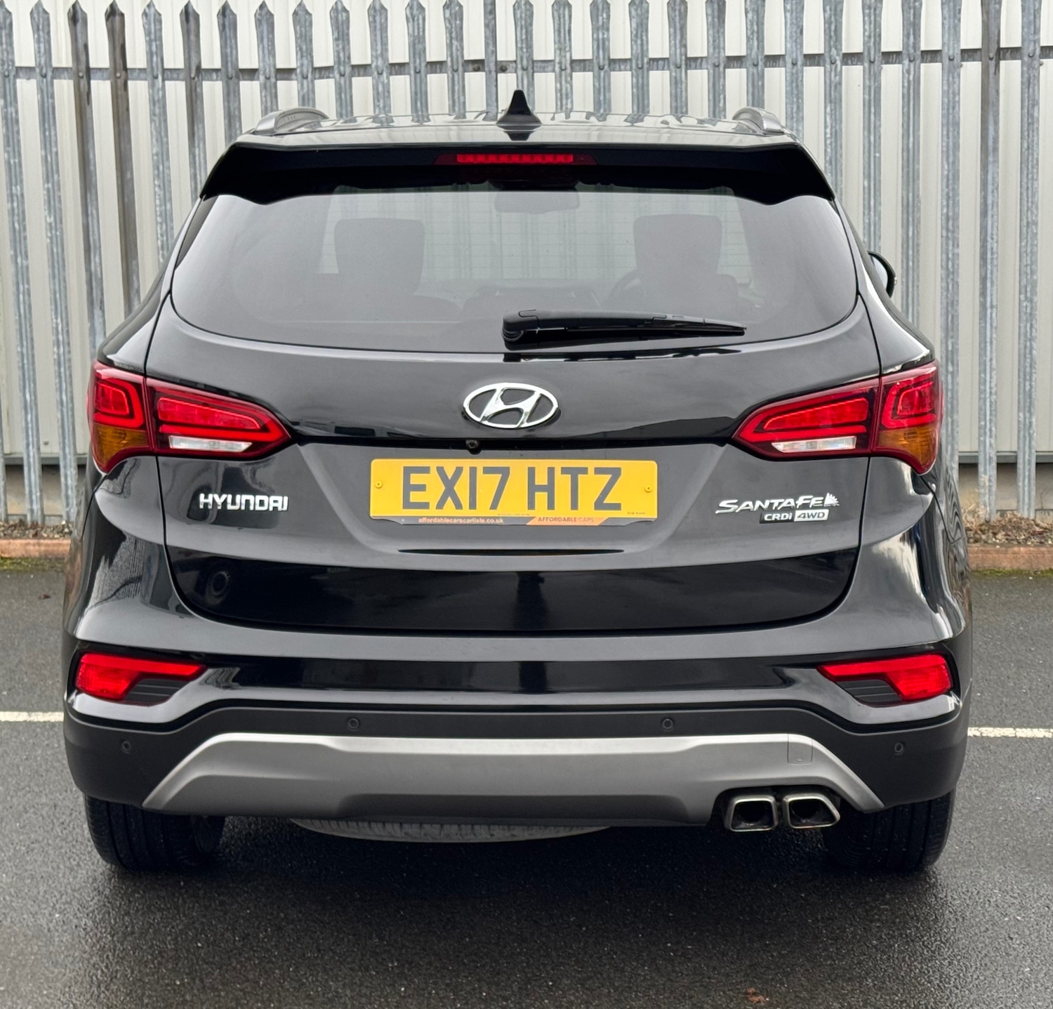 Used Hyundai Santa Fe 2017 for sale - 77165108: Photo 6